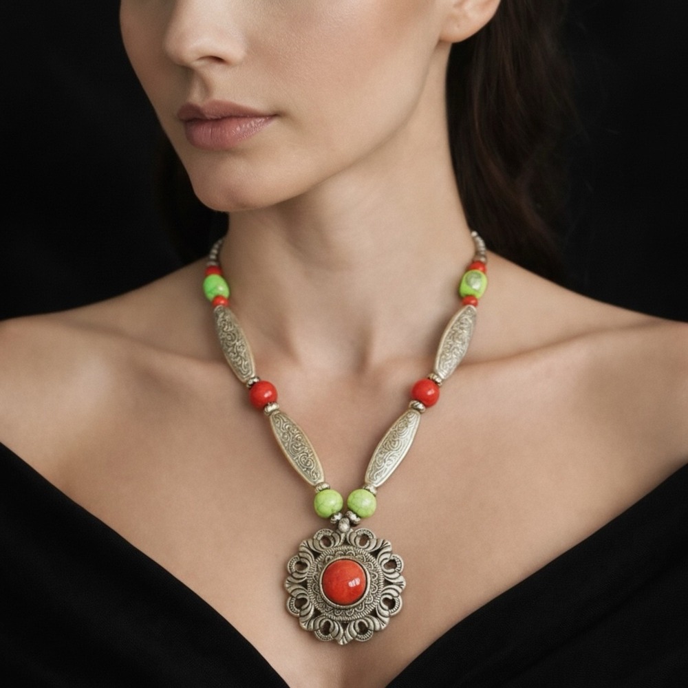 VTG Tibetan Style Boho Necklace 3" Red Glass Pendant Green Beads Heavy Silver